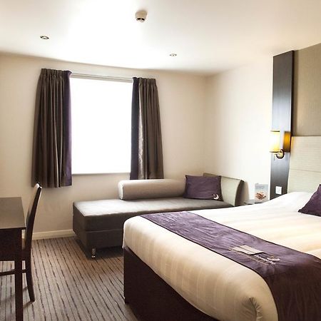 Premier Inn Dundee Centre Extérieur photo