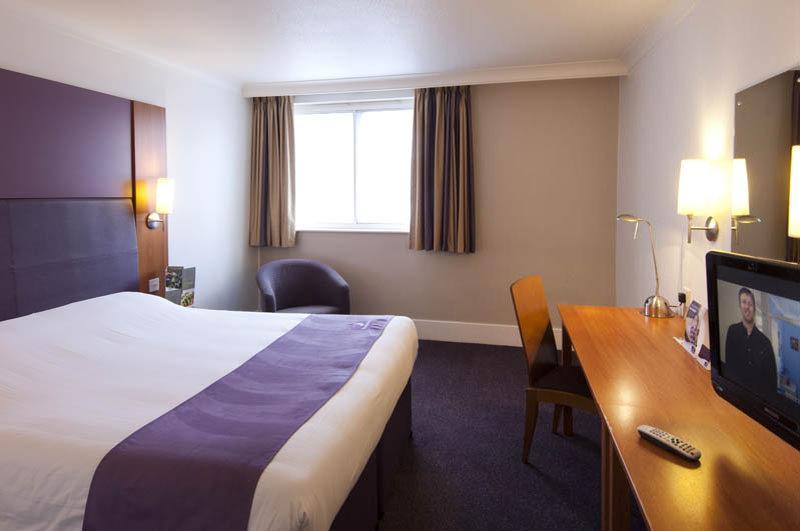 Premier Inn Dundee Centre Extérieur photo