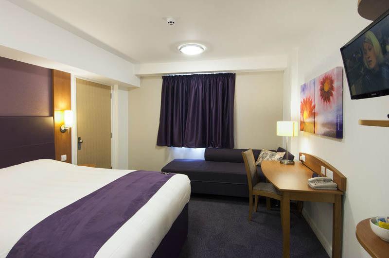 Premier Inn Dundee Centre Extérieur photo