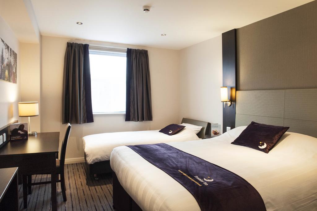 Premier Inn Dundee Centre Extérieur photo