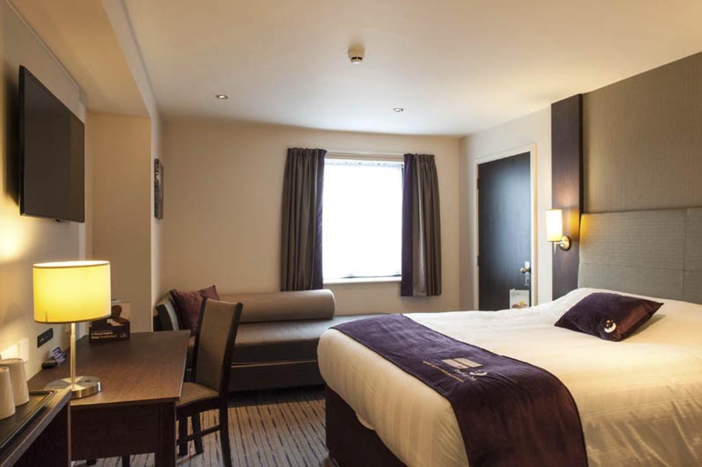 Premier Inn Dundee Centre Extérieur photo