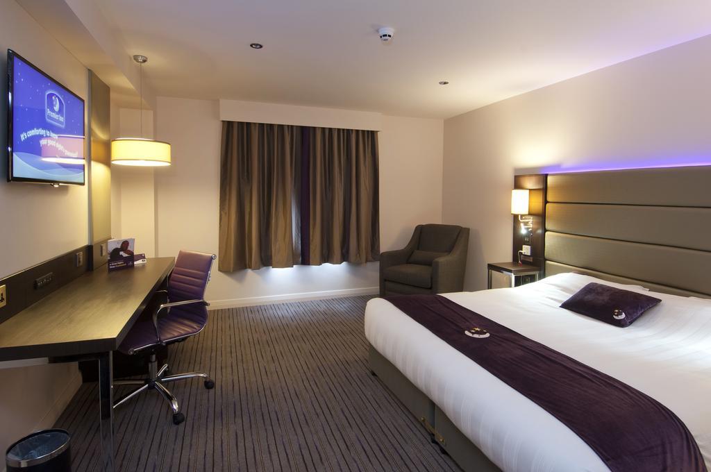 Premier Inn Dundee Centre Extérieur photo