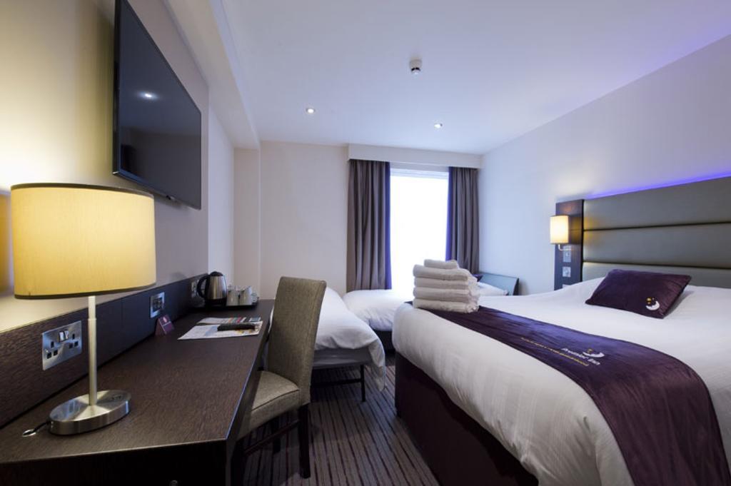 Premier Inn Dundee Centre Extérieur photo