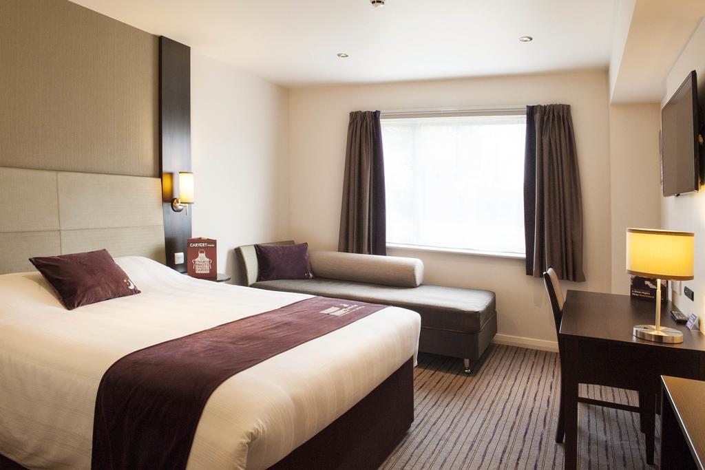 Premier Inn Dundee Centre Extérieur photo