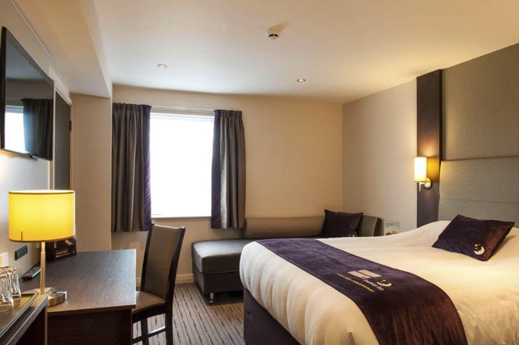 Premier Inn Dundee Centre Extérieur photo